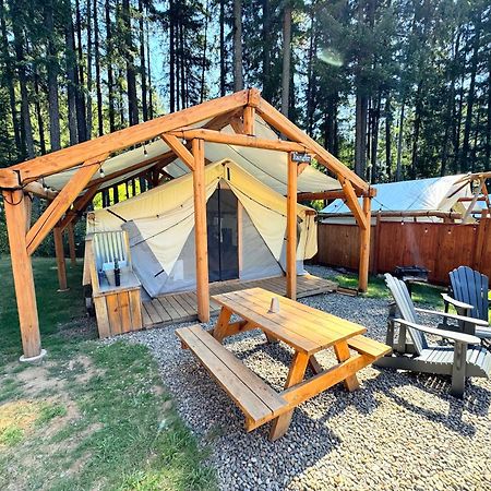 Umpqua'S Last Resort - Wilderness Cabins, Rv Park & Glamping Idleyld Park Eksteriør bilde