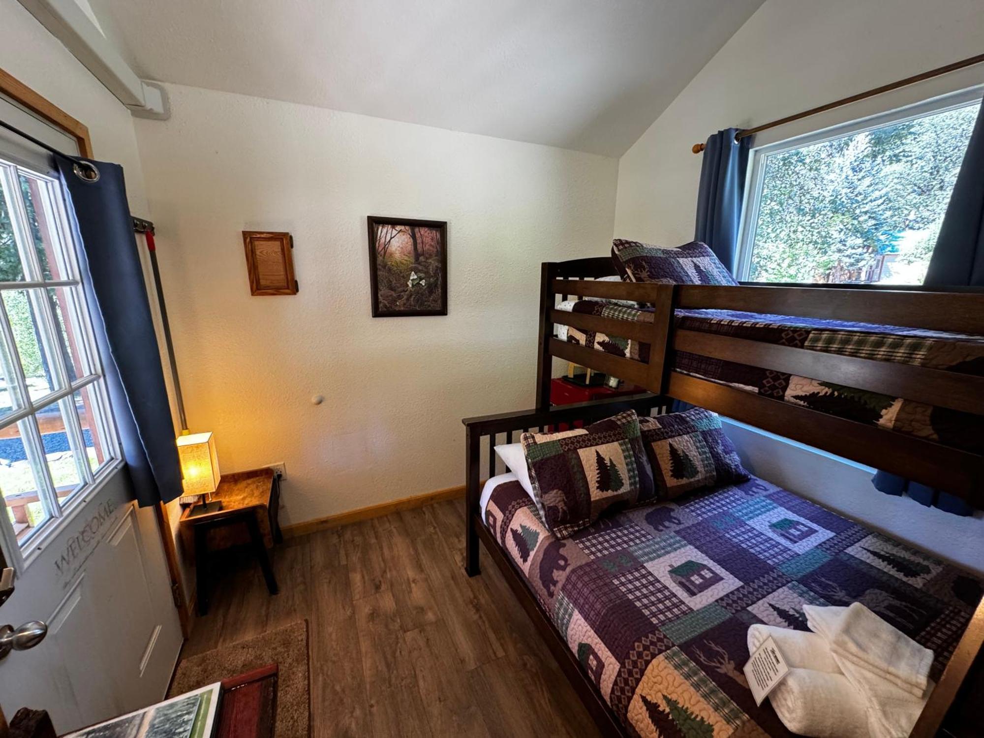 Umpqua'S Last Resort - Wilderness Cabins, Rv Park & Glamping Idleyld Park Eksteriør bilde